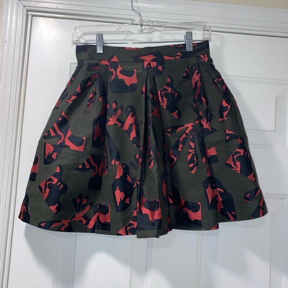 Banana Republic skirt - Picture 1 of 4